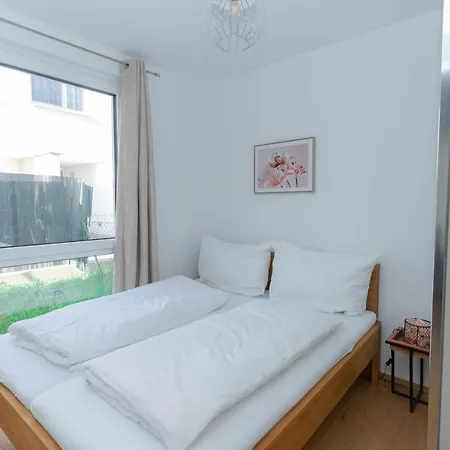 Modern Apartment With Tiny Garden Near City Center Wien Exterior foto